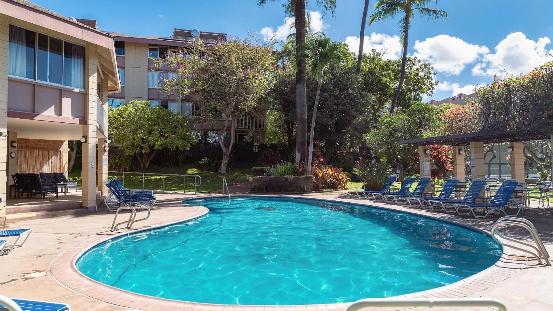 Haleakala Shores A-308 - Ocean/Mountain Views, Stylish 2Br/2Ba, Lanai, Ac, Wi-Fi Wailea  0*, Wailea (Maui)